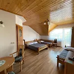 Asia- Goscinne I Studia Apartment